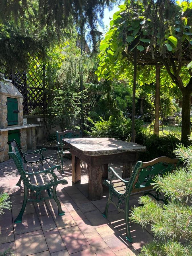 Kamienica Przy Bramie Hotel Opatow  Bagian luar foto