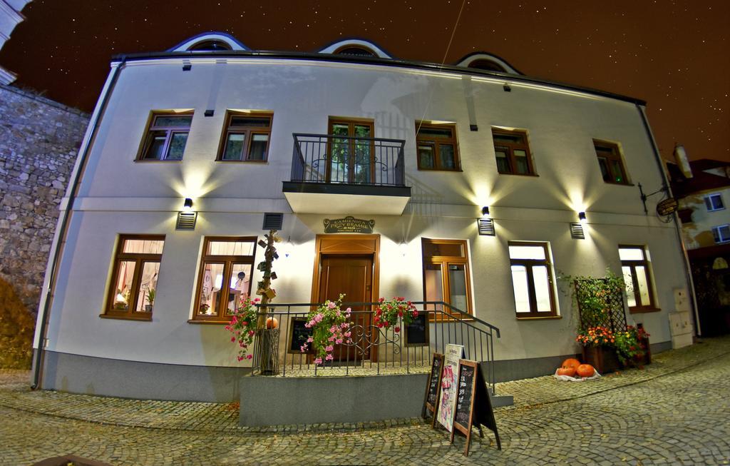 Kamienica Przy Bramie Hotel Opatow  Bagian luar foto