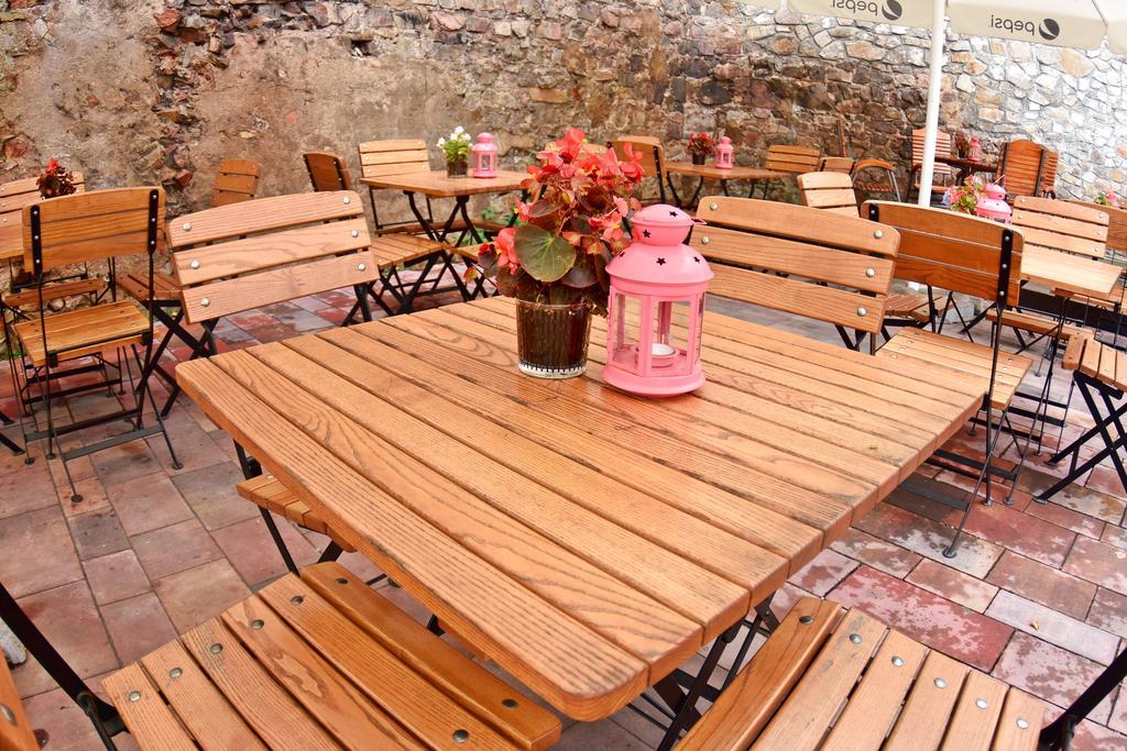 Kamienica Przy Bramie Hotel Opatow  Bagian luar foto
