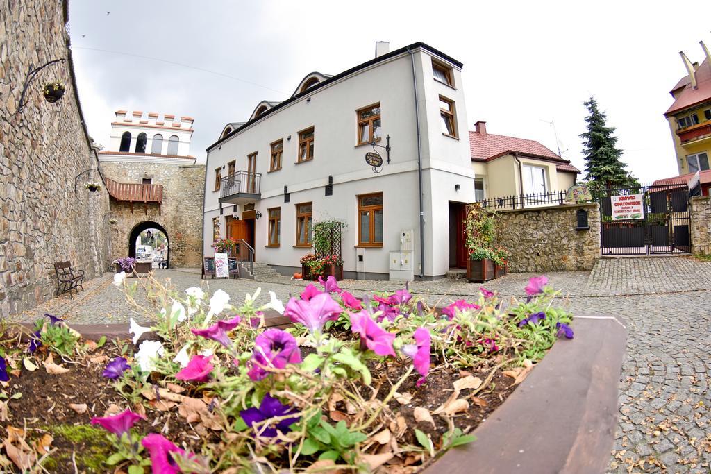 Kamienica Przy Bramie Hotel Opatow  Bagian luar foto